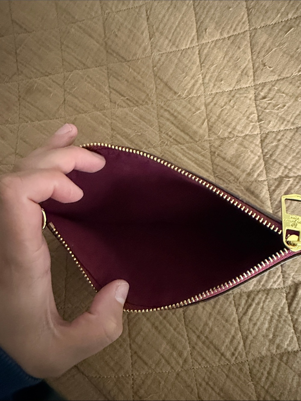 Pouch - Picture 3 of 3